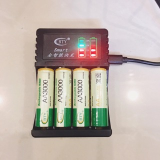Bộ 04 pin sạc AA 1.2V BTY dung lượng 3000mah và bộ sạc thông minh tự ngắt khi đầy