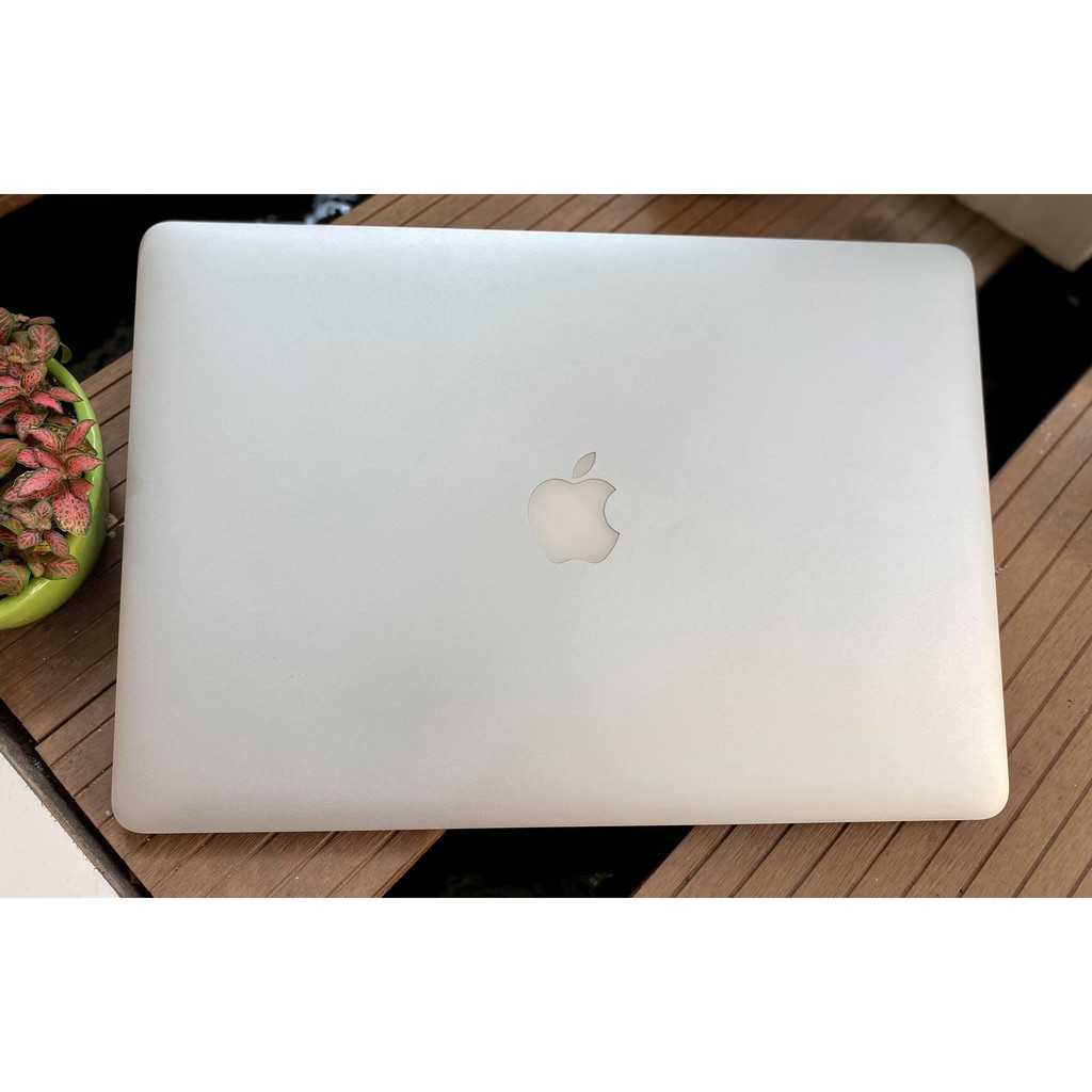 Macbook Pro Retina 2013 15inch Chính Hãng / core I7 / Ram 8GB / SSD 256GB - Tặng Đầy Đủ Phụ Kiện