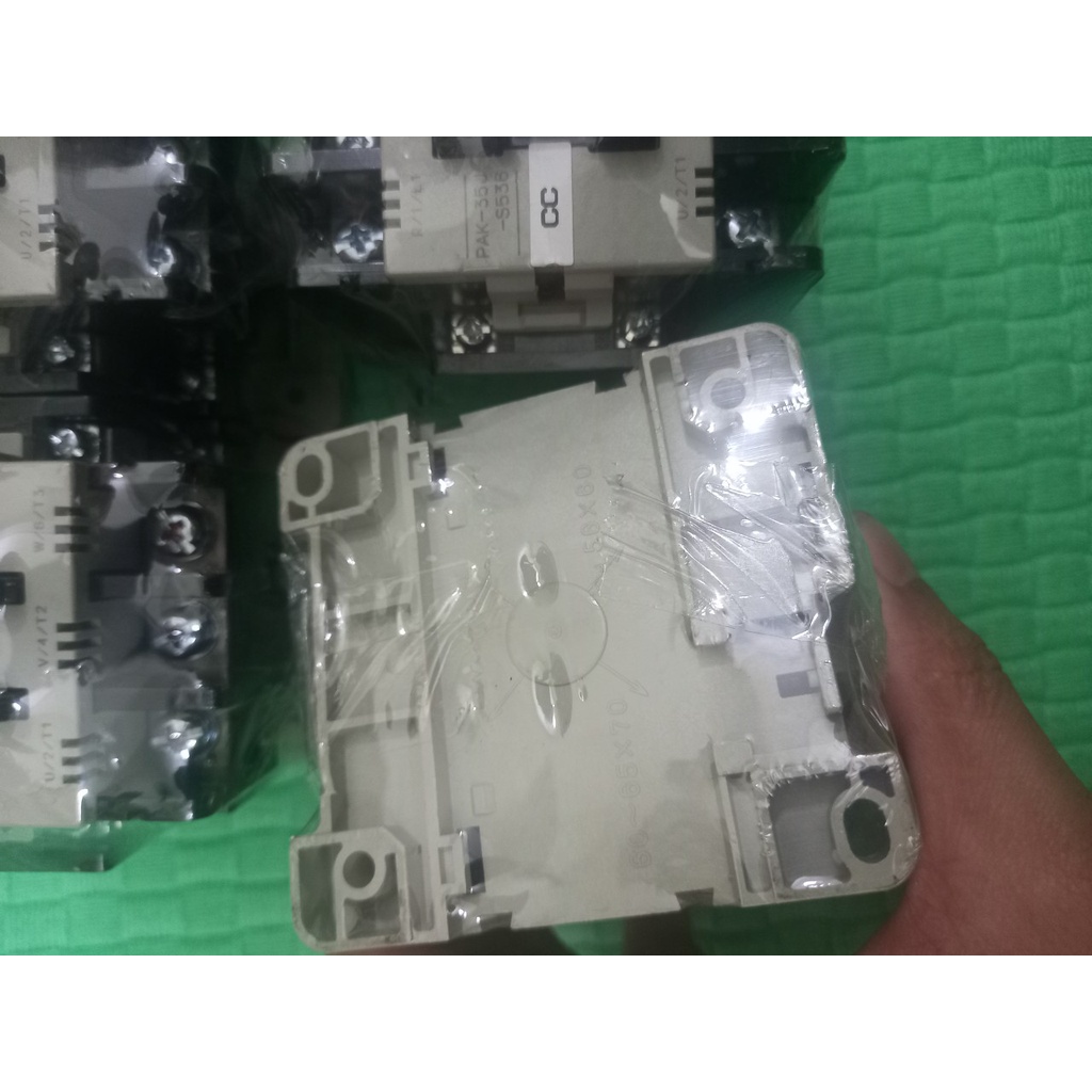 CONTACTOR NHẬT BẢN 35A KHỞI