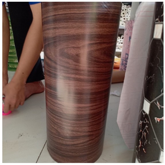 Cuộn 5M dán tường VÁN HẮC HỒ ĐÀO khổ rộng 45cm