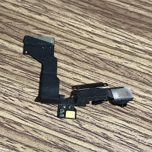 Camera trước iphone 6s zin tháo máy 100% | BigBuy360 - bigbuy360.vn