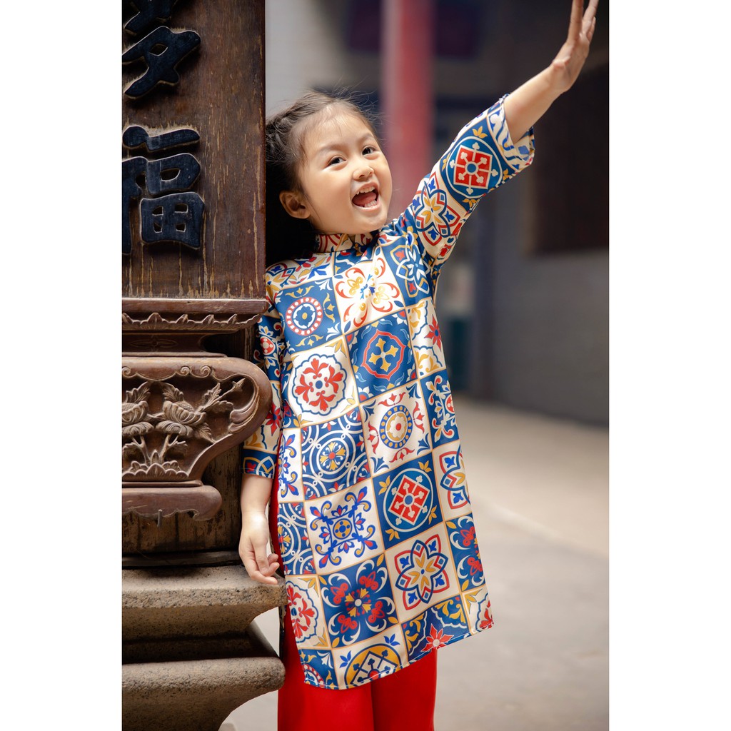 Áo dài cho bé gái BYZU kiểu áo dài cách tân cô ba Sài Gòn, chất liệu lụa cao cấp họa tiết lập thể