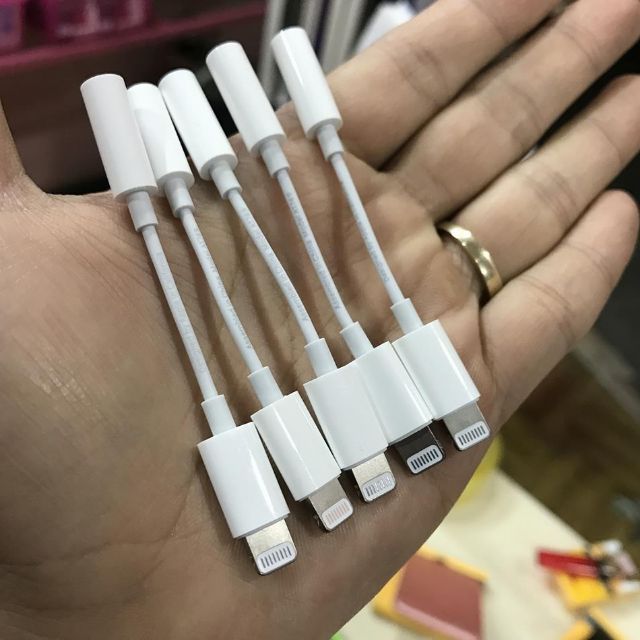 Cáp Chuyển Apple Lightning Sang 3.5 Mm Headphone