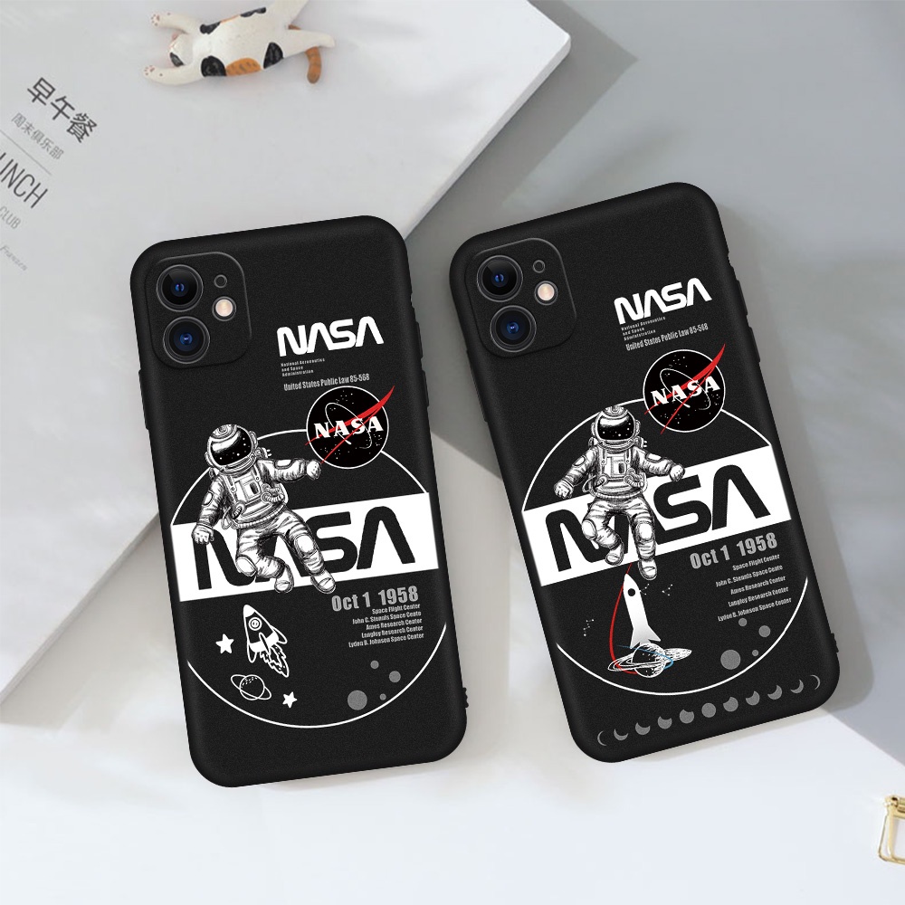 NASA Astronaut Rocket Phone Case for Xiaomi Redmi Note 10 Pro 9 8 7 6 5 4 3 S2 GO K20 K30 POCO X2 Case TPU Mobile Accessorieds Soft Casing Plus Cell Phone Case Cover Silion Shockproof M020