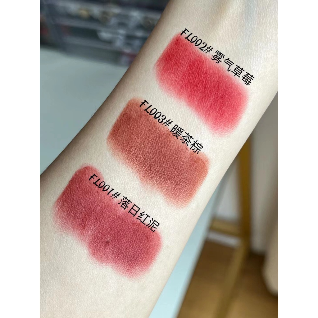 Son Kem Lì Cappuvini Kết cấu Velvet Matte Màu nâu Vỏ trong suốt Màu trắng Dưỡng Ẩm Chống Thấm Nước Không Dính Màu Sắc Tươi Tắn