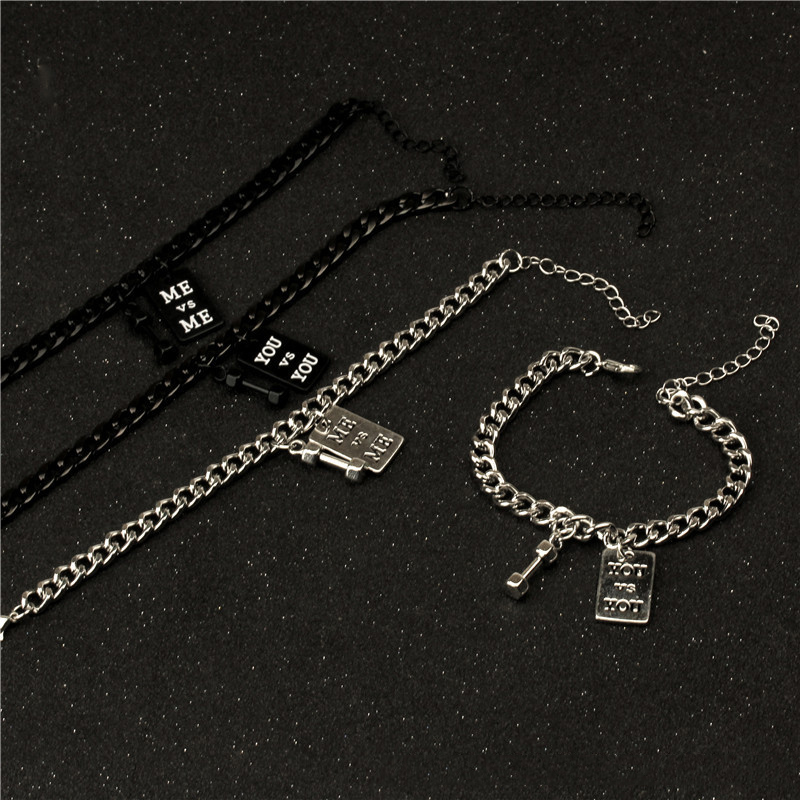 Vòng Tay Hợp Kim Mặt Hình Quả Tạ Cho Mọi Giới Tính | BigBuy360 - bigbuy360.vn