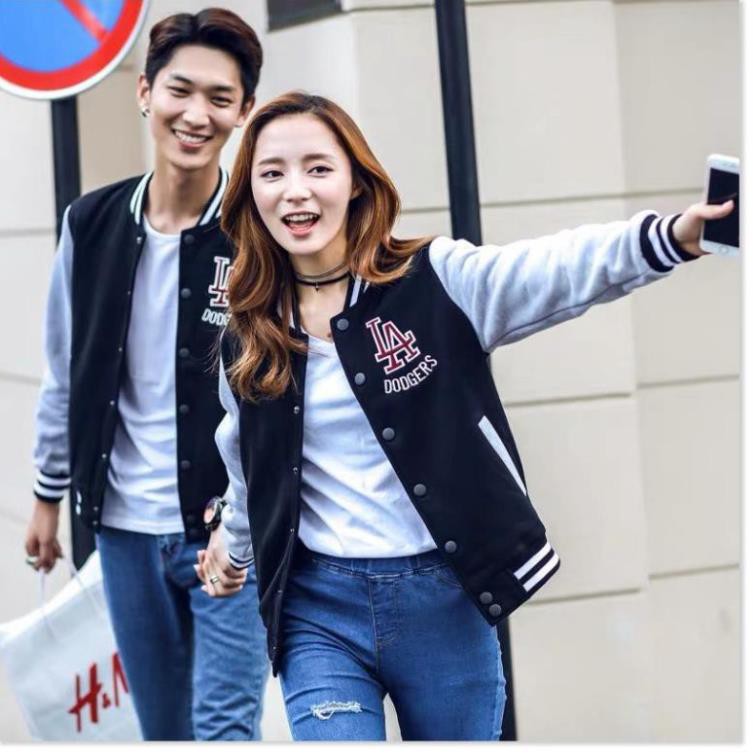 ÁO KHOÁC HOODIE NAM NỮ CẶP ĐÔI THỜI TRANG BÓNG CHÀY ĐỈNH CAO