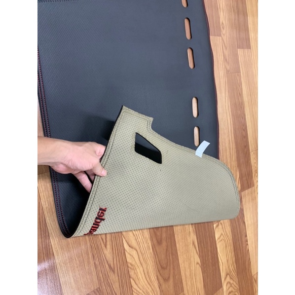 Thảm Taplo Mitsubishi Xpander 2022,2023 da vân carbon chống nóng, chống chói taplo xe