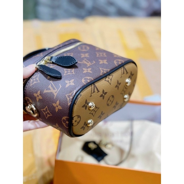 Cốp zize 20 hàng loại 1 đựng vừa điện thoại plus trở lên ( có hộp) | BigBuy360 - bigbuy360.vn