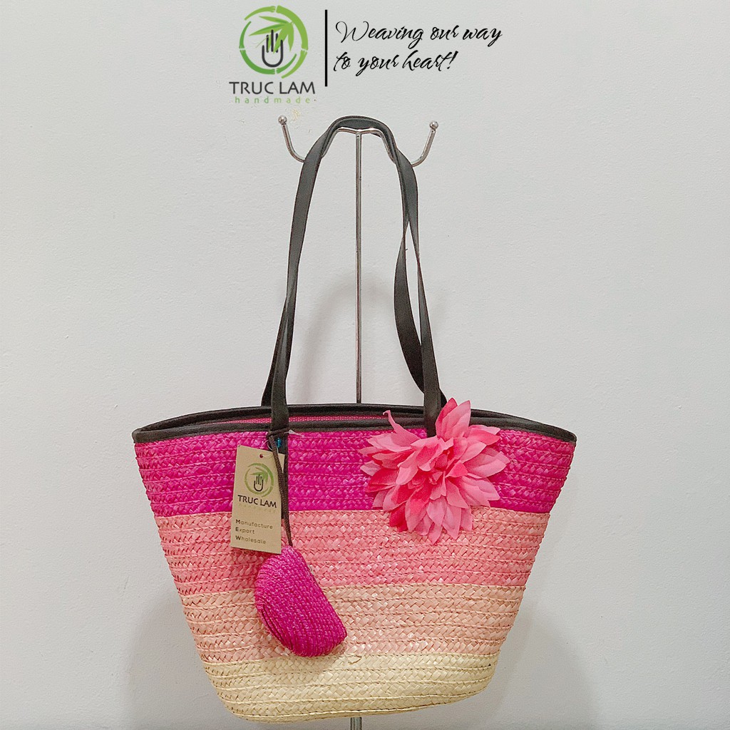 Túi Cói Thời Trang Nữ Thân Nhiều Màu Sắc Trang Trí Bông Hoa Gắn Ví Treo Nhỏ – Trúc Lâm Handmade
