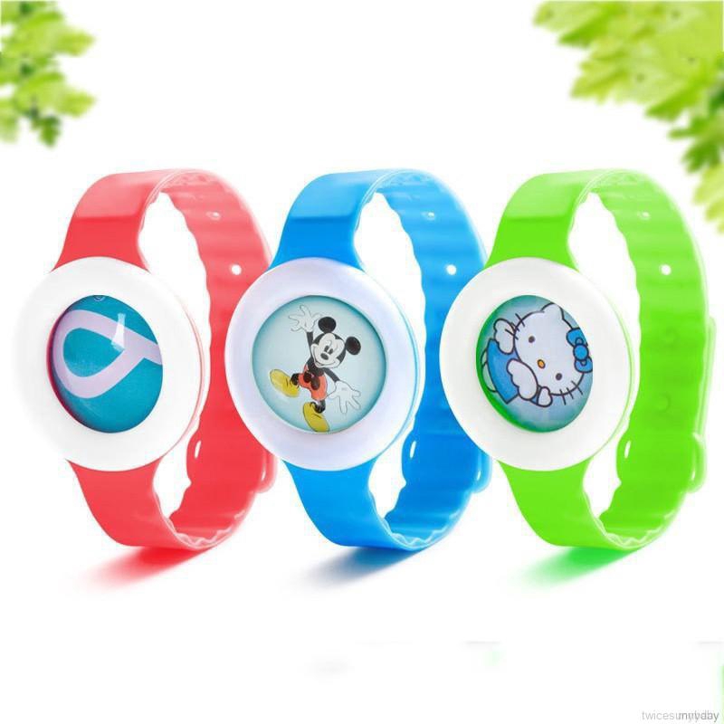 Vòng tay chống muỗi tiện dụng bằng chất liệu silicon | BigBuy360 - bigbuy360.vn