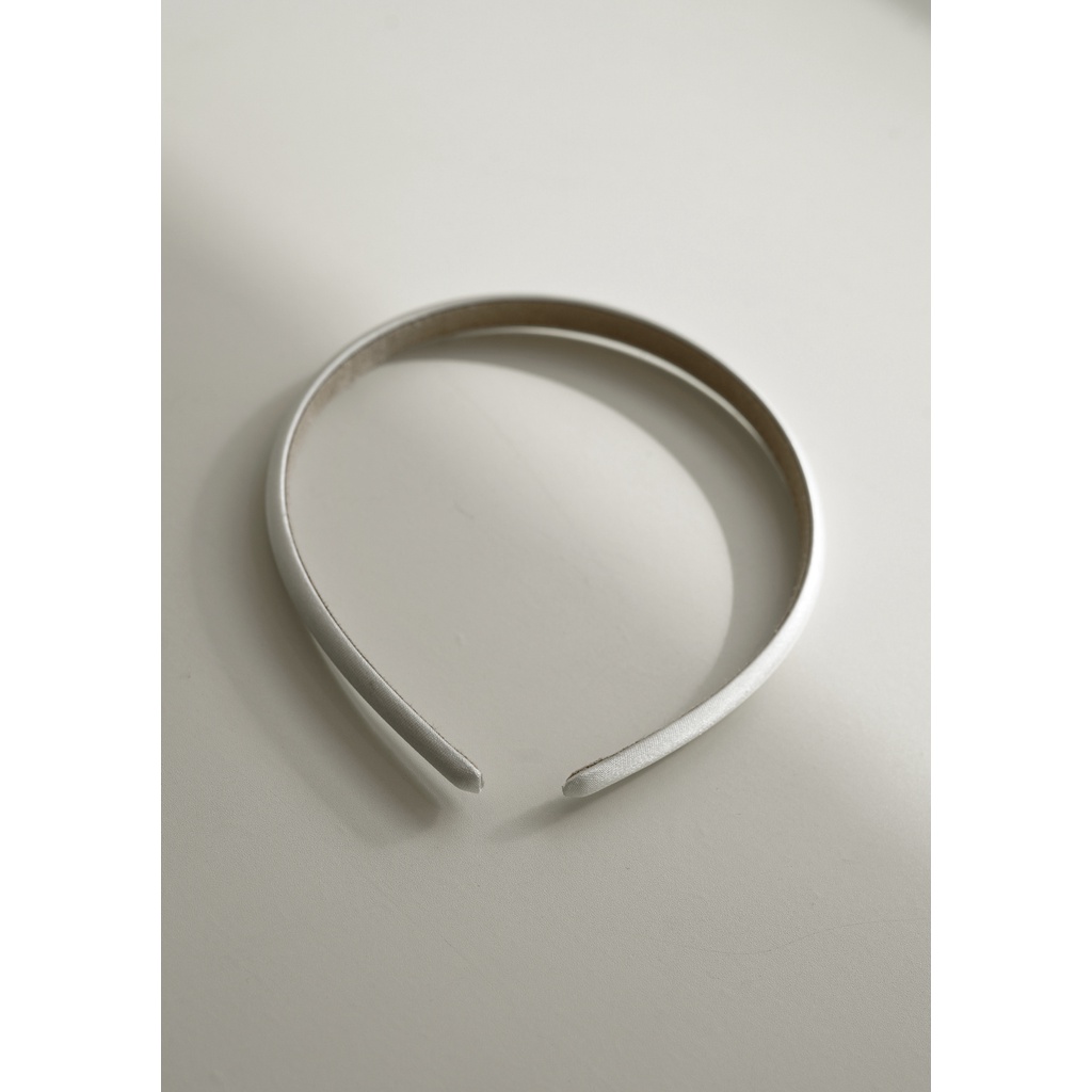 Pearl Hair Band - băng đô cài tóc màu bạc ngọc trai