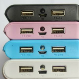 Box sạc dự phòng 6 cell có lò xo đen