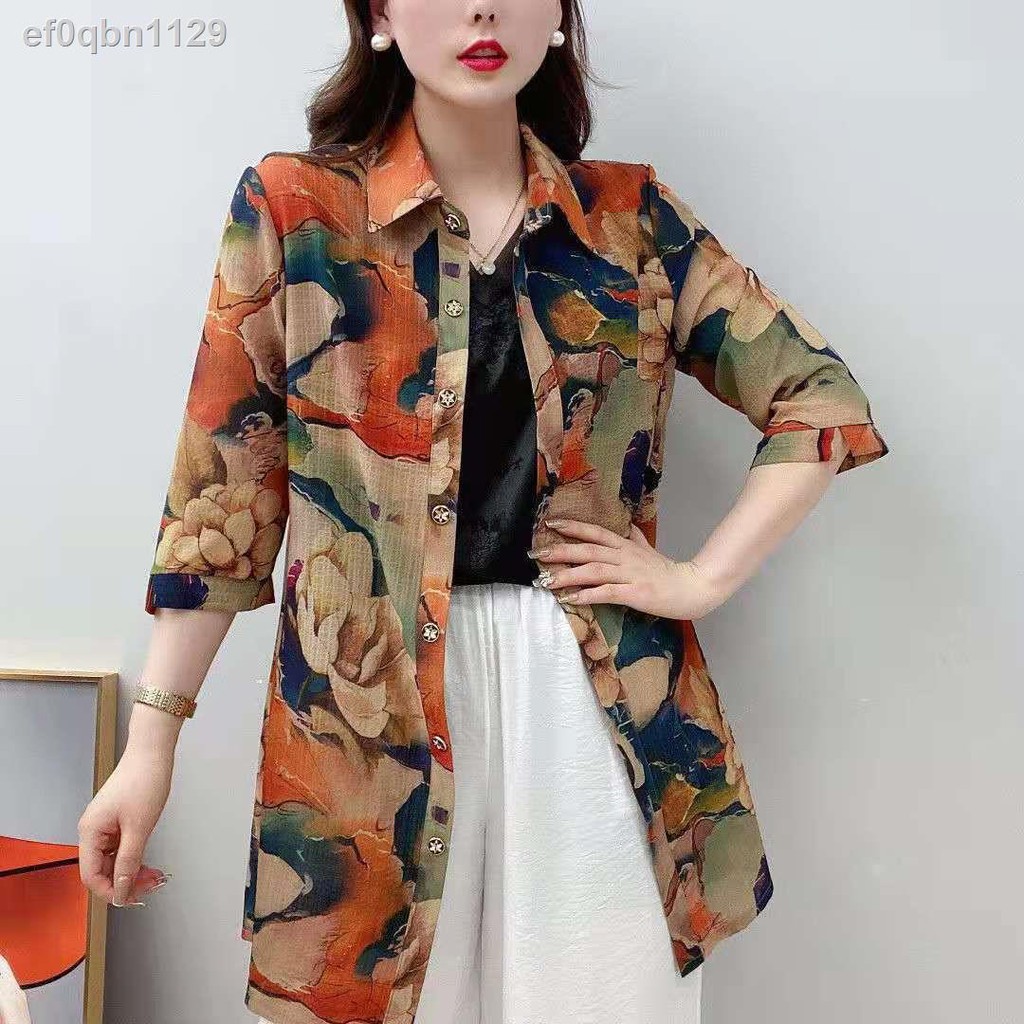 áo sơ mi nữ trung niên hè 2021 gió mới mẹ rộng Vợ chống nắng quần rãi khoác cardigan mỏng