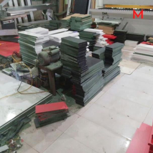 Thanh ngang kệ gỗ treo tường giá xuất xưởng giá 1 thanh tặng kèm vít âm tường
