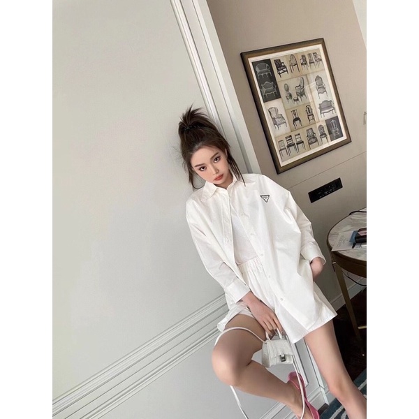 bộ đồ cotton mới Áo sơ mi dài tay in chữ tam giác + quần đùi thun lưng trắng Đen prada