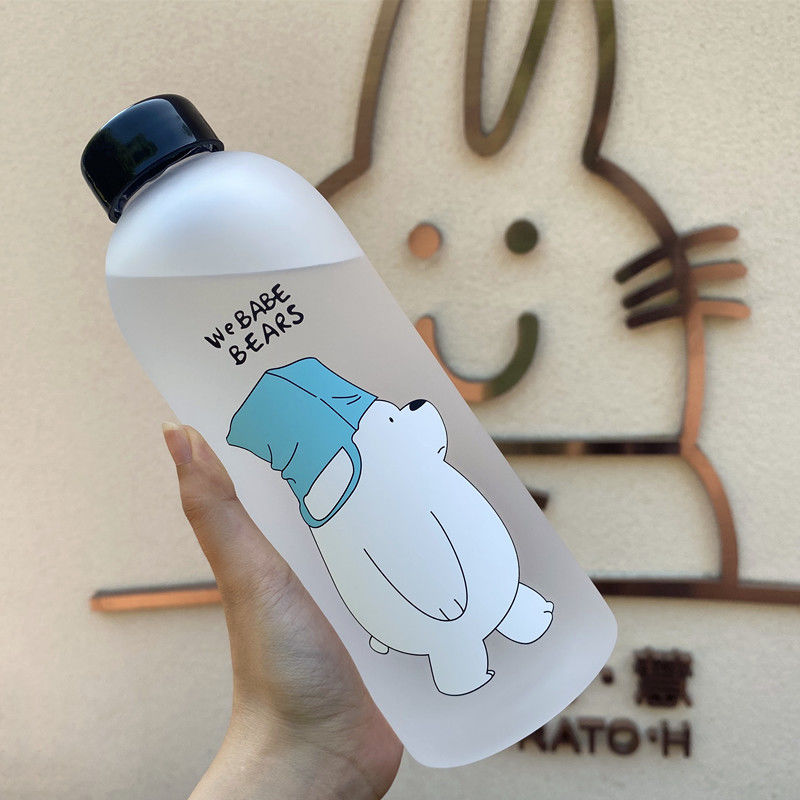 Bình Nước Dung Tích Lớn 1000ml Có Ống Hút In Hình Gấu Kiểu Hàn Quốc Dễ Thương | BigBuy360 - bigbuy360.vn