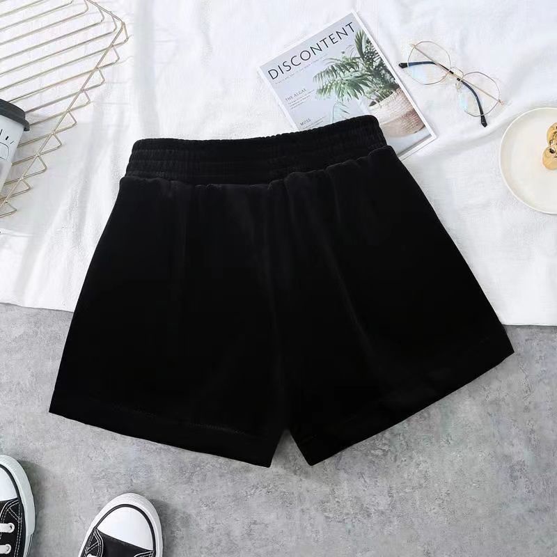 Quần Short Nhung Dày Dáng Rộng Lưng Cao Màu Đen Có Size Lớn Phong Cách Mới Mùa Thu Đông Dễ Phối Đồ Cho Nữ