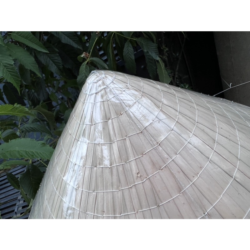 Nilon bảo vệ nón lá tránh mưa dày dặn, bền bỉ