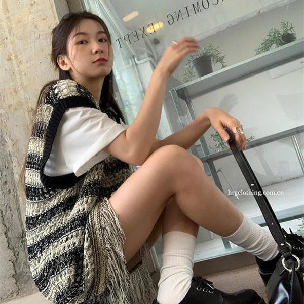 Áo Nữ Dệt Kim Không Tay Họa Tiết Sọc Ngang Thời Trang