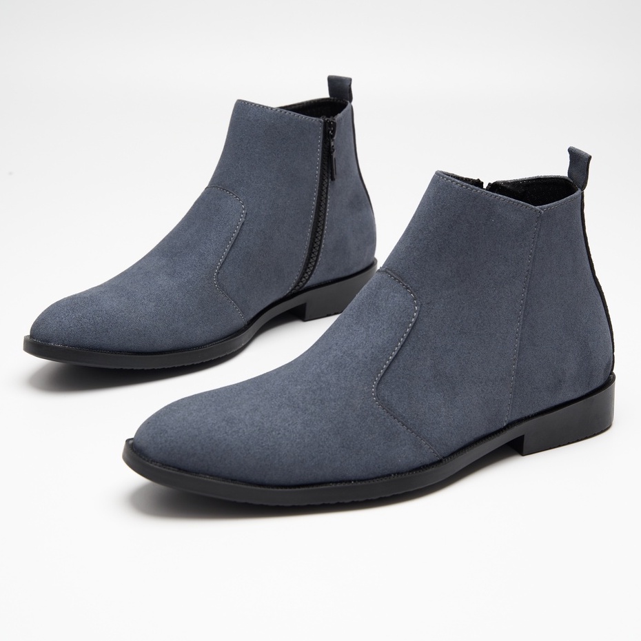 Giày chelsea boots nam da lộn, cổ khóa, đế khâu chắc chắn.