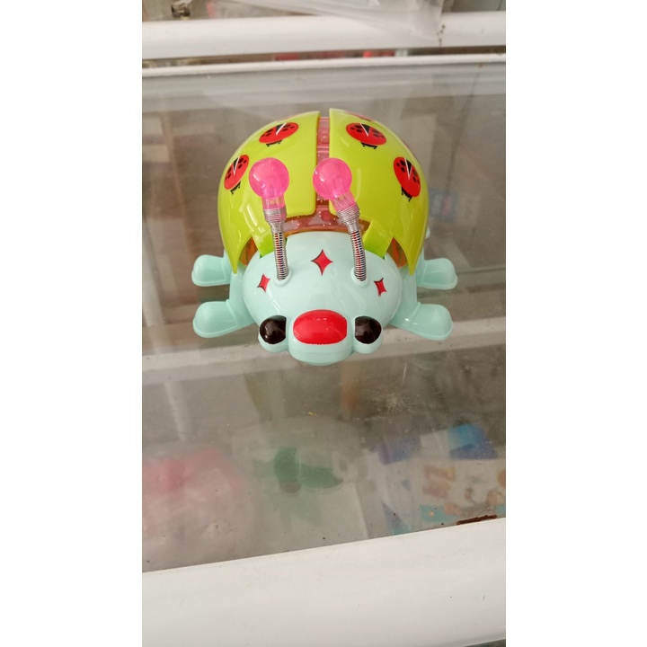 Đồ chơi Bọ Cánh Cam đủ màu sắc có nhạc, phát sáng vui nhộn cho bé