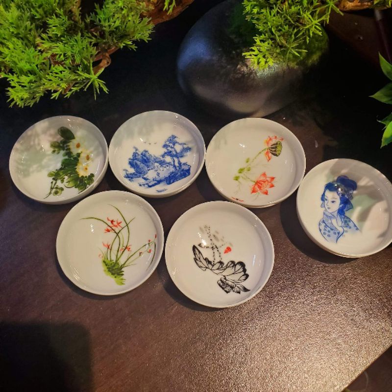 Bộ 10 chén sứ Cảnh Đức mỏng tang. cốt sứ trắng. chắc tay cầm