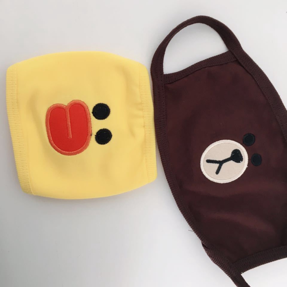 Khẩu trang màu vàng dễ thương phong cách Hàn Quốc cho fan BTS | BigBuy360 - bigbuy360.vn