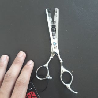 Kéo tỉa 2 răng