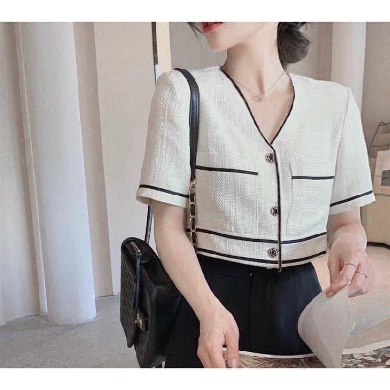 áo khoác dạ crotop (màu be) phối đen Mã AK7353
