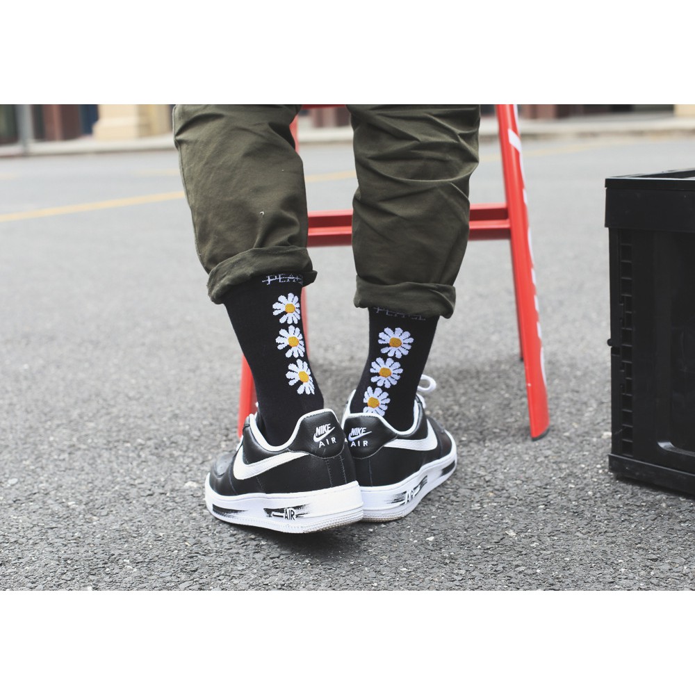 Tất vớ hoa cúc GD BIGBANG peaceminusone - Vớ bông hoa cúc