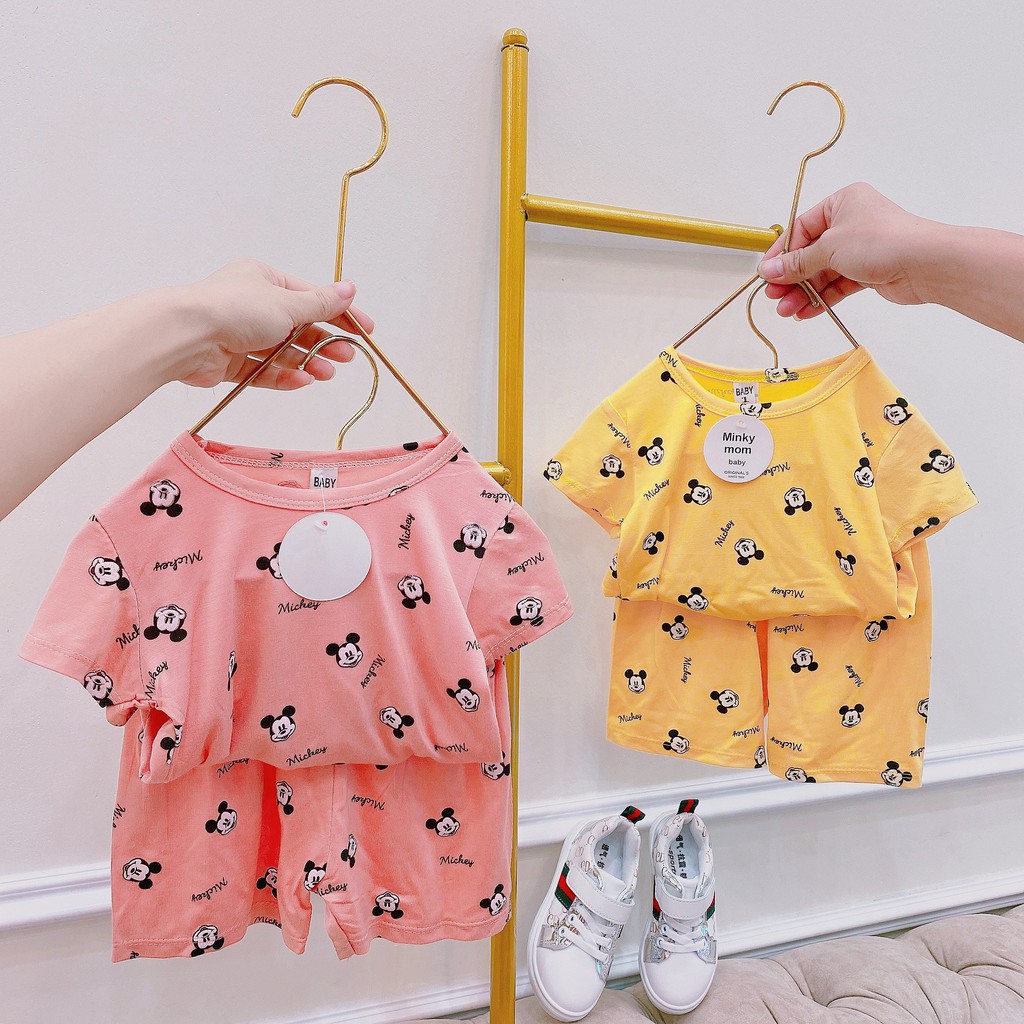 Bộ Cộc Tay Thun Lạnh Minkymom Phiên Bản Micky Nền Màu Dễ Thương Cho Bé Namkidshop (V392)