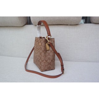 Túi Coach small Bucket