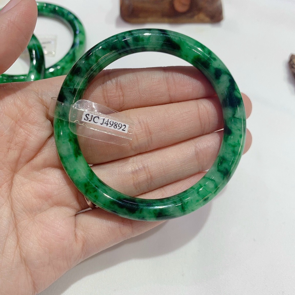 Vòng Kiềng Cẩm Thach Sơn Thủy Có Kiểm Định