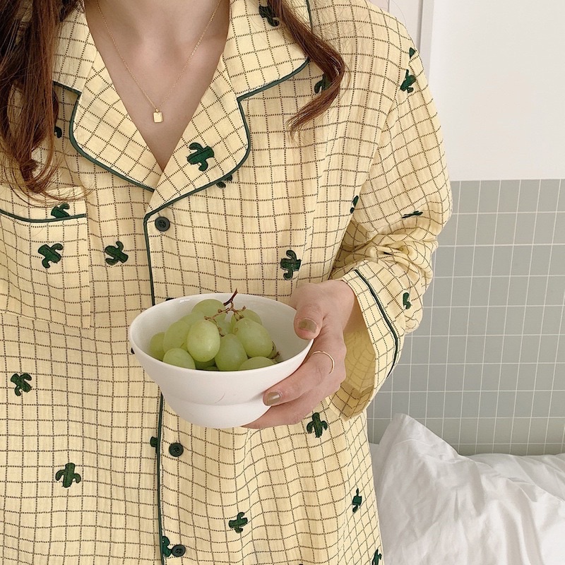 Bộ Đồ Ngủ Pijama Dáng Dài Thu Đông Kẻ Vàng Nữ Dáng Rộng Mặc Nhà