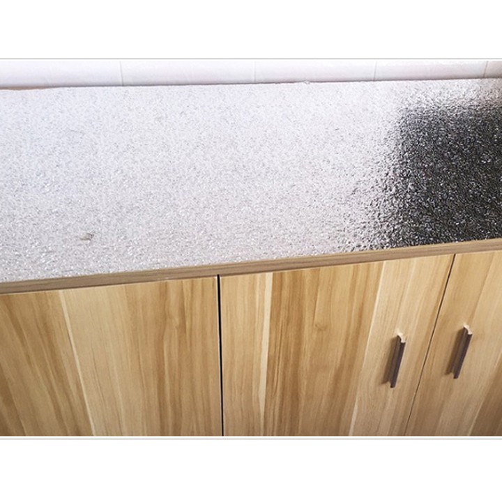 Cuộn giấy bạc dán bếp cách nhiệt, miếng decal dán tường nhà bếp chống thấm bền đẹp ( khổ 3m ) 2456 Nguyễn Trang
