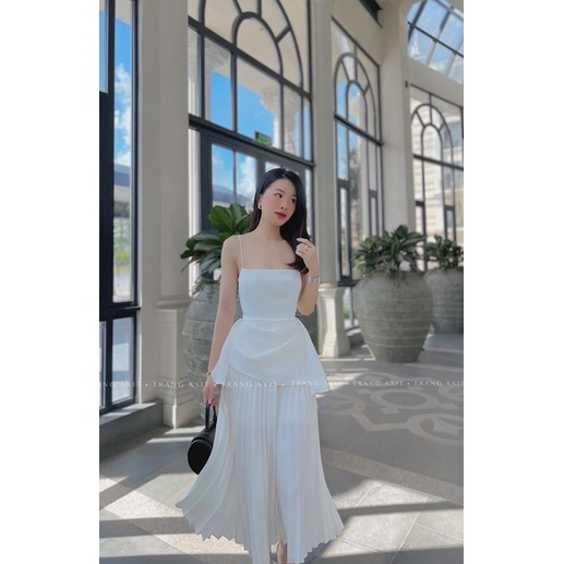 Set pelum hai dây trắng chân váy midi dập ly