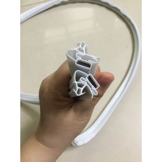 ron cao su giăng tủ lạnh kiểu gài nam châm