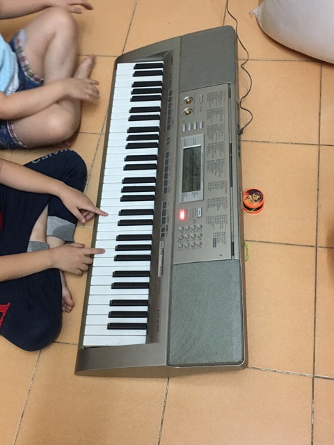 Casio LK 270 đàn organ hiện đại