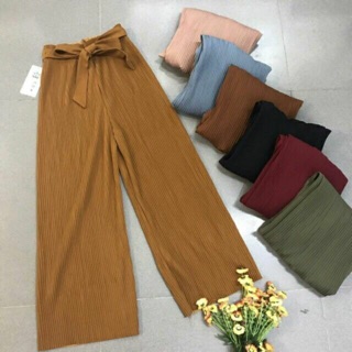 Quần ống rộng xếp ly