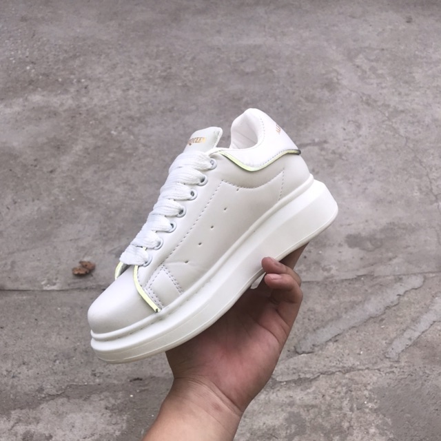 >ẢNH THẬT-HÀNG THẬT< Giày sneaker Mc Queen độn đế cao cấp full trắng phản quang dành cho nam và nữ