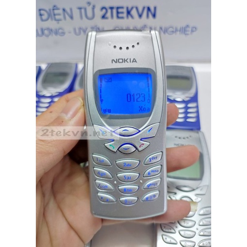 Điện thoại nokia cổ 8250 kèm pin sạc-Bảo hành 1 năm
