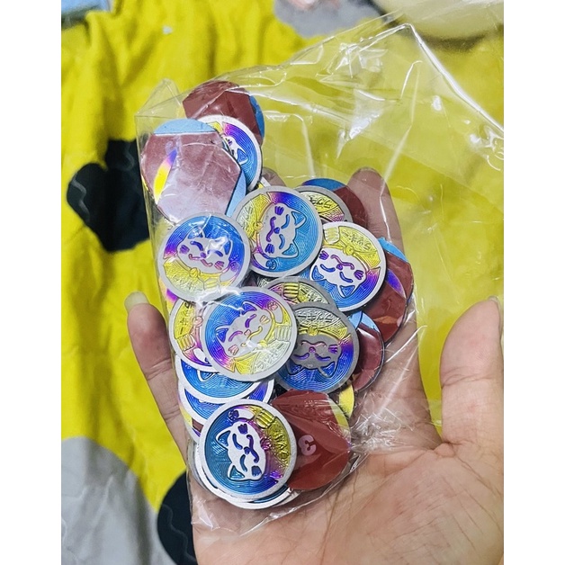 Tem titan logo mèo thần tài 2,4cm mang lại may mắn cho quý khách