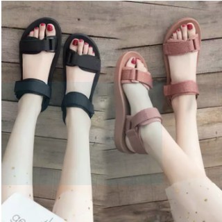 [GIẢM 20%] Giày Sandal Cho Nữ Bất Chấp Thời Tiết Đế Đúc Cao Su