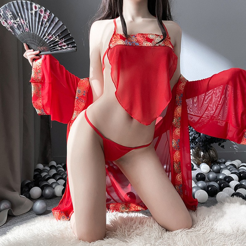 Yếm ngủ sexy tặng kèm áo choàng