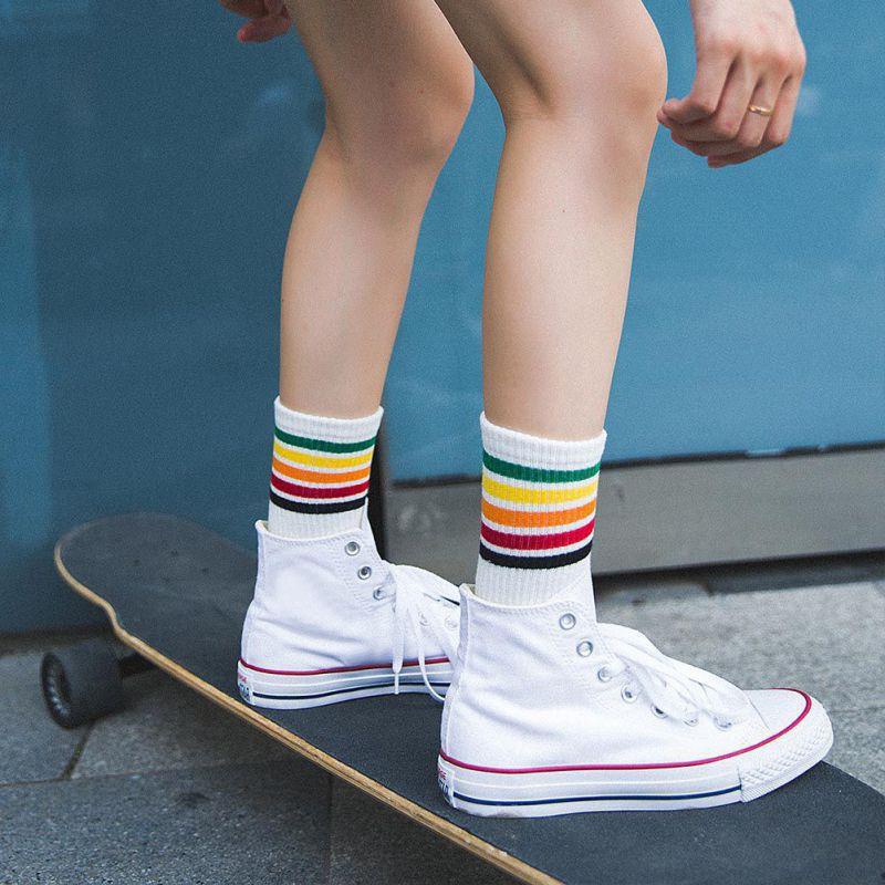 Vớ cổ cao thiết kế sọc cầu vồng sáng tạo đơn giản