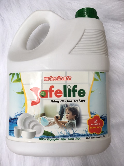 Nước rửa bát Sinh học Safelife 2in1, nhanh chóng đánh bay dầu mỡ mà không hại da tay, an toàn, thân thiện với môi trường