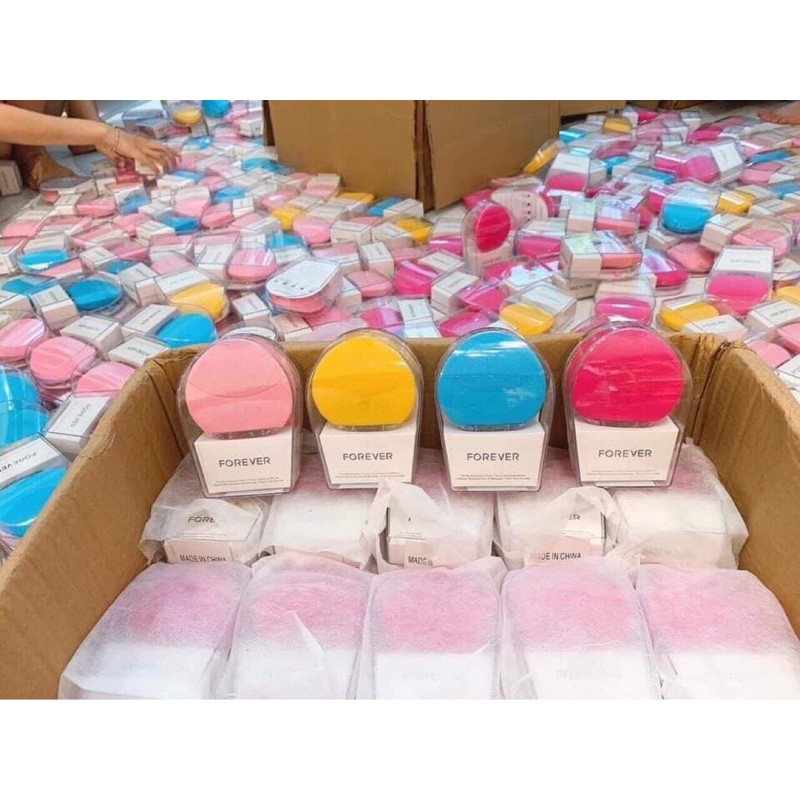 MÁY RỬA MẶT MASAGE FOREO LUNA
