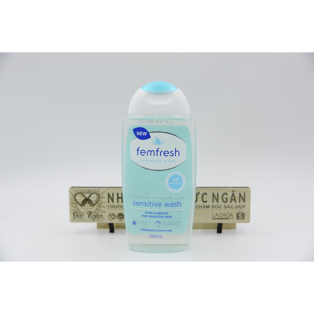 Dung dịch vệ sinh phụ nữ Femfresh nhiều màu -  250ml