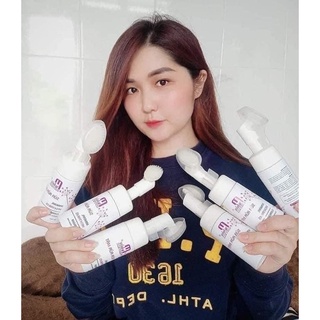 Sữa rửa mặt bọt tuyết Lycopen Mwhite